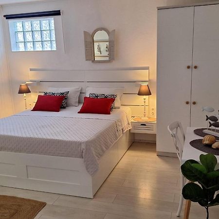 Apartments Teo 1 Хвар Экстерьер фото
